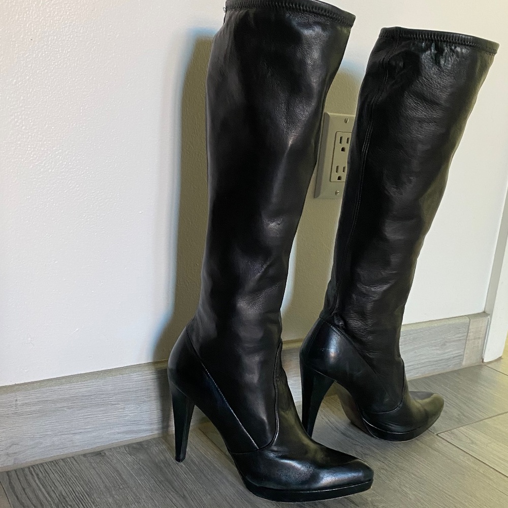Black Leather Below Knee Boot